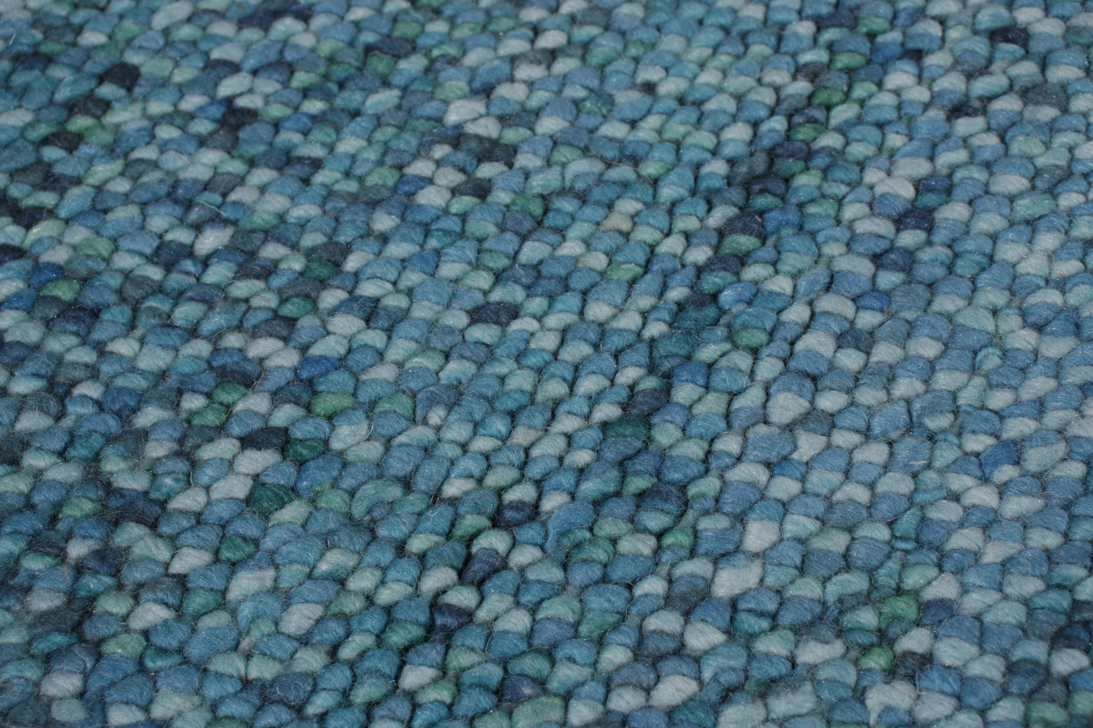 Contemporary Gift-Sized Rug