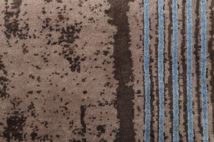 Mid Century Modern Gift Sized Rug
