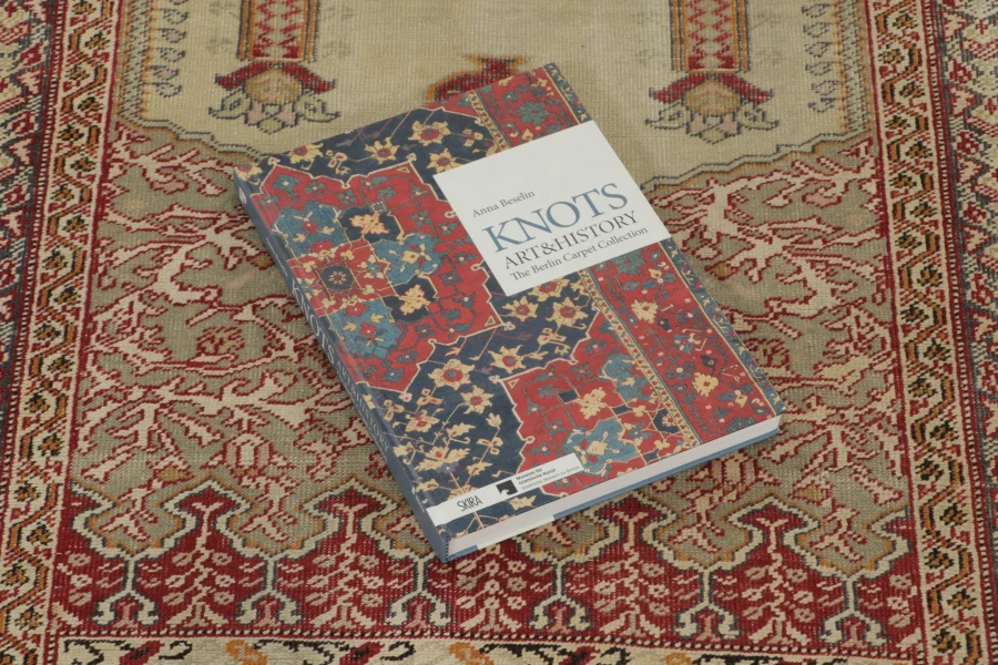 Vintage Anatolian Prayer Rug