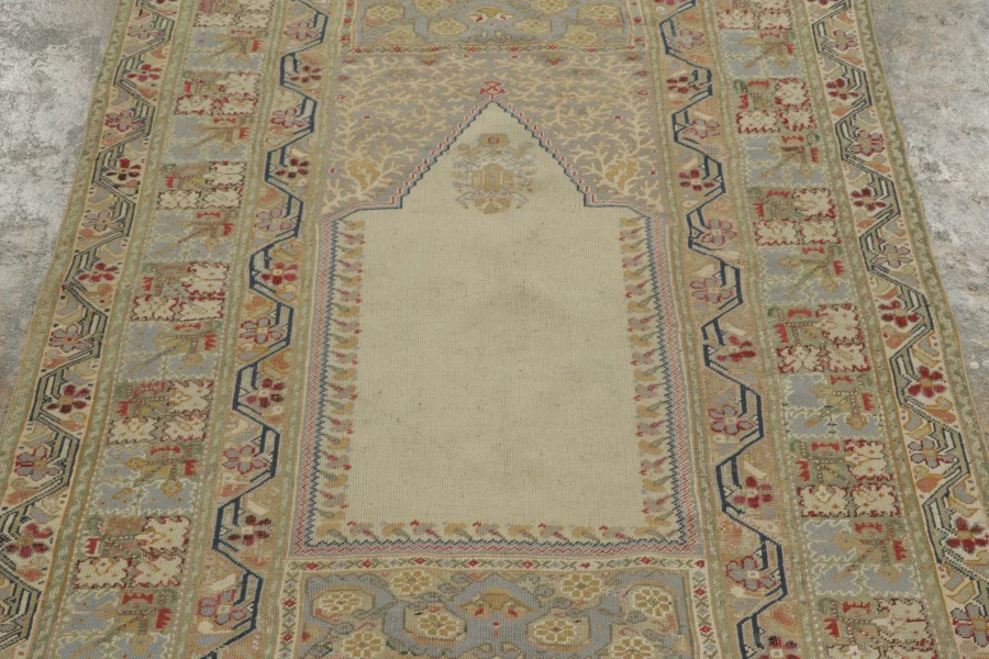 Vintage Anatolian Prayer Rug