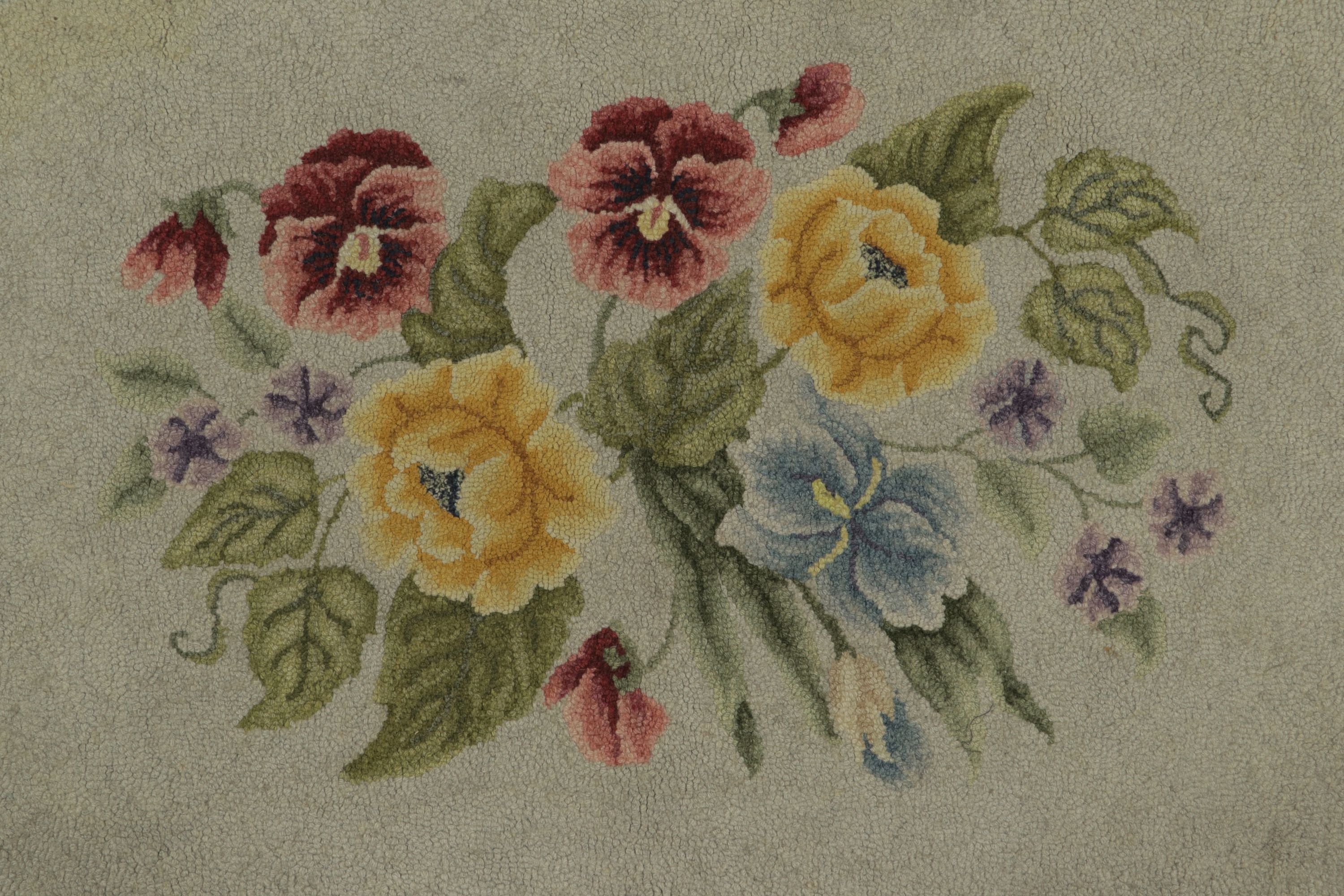 Antique Hooked Gift-Size Rug