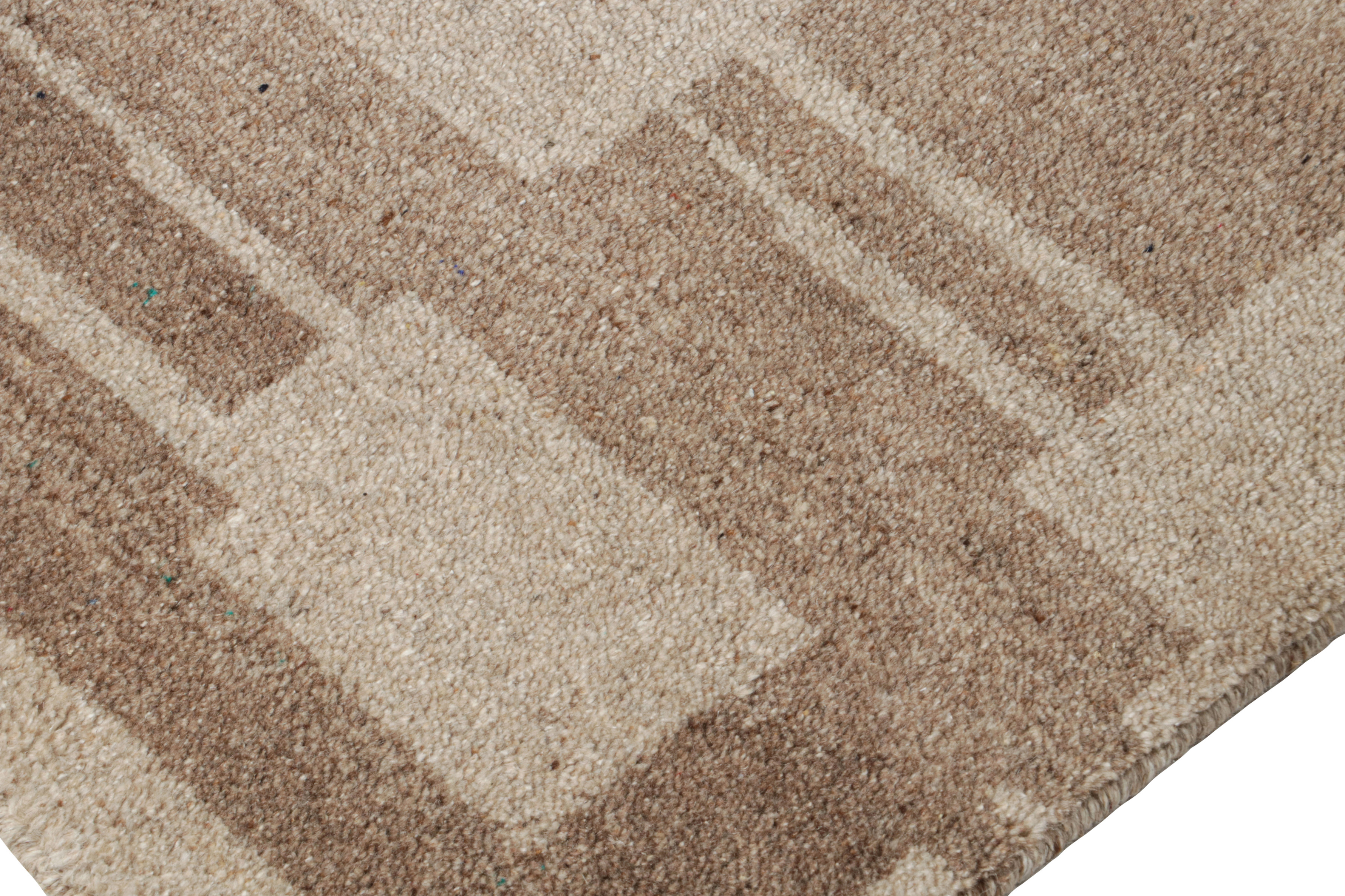 Contemporary Gift-Sized Rug