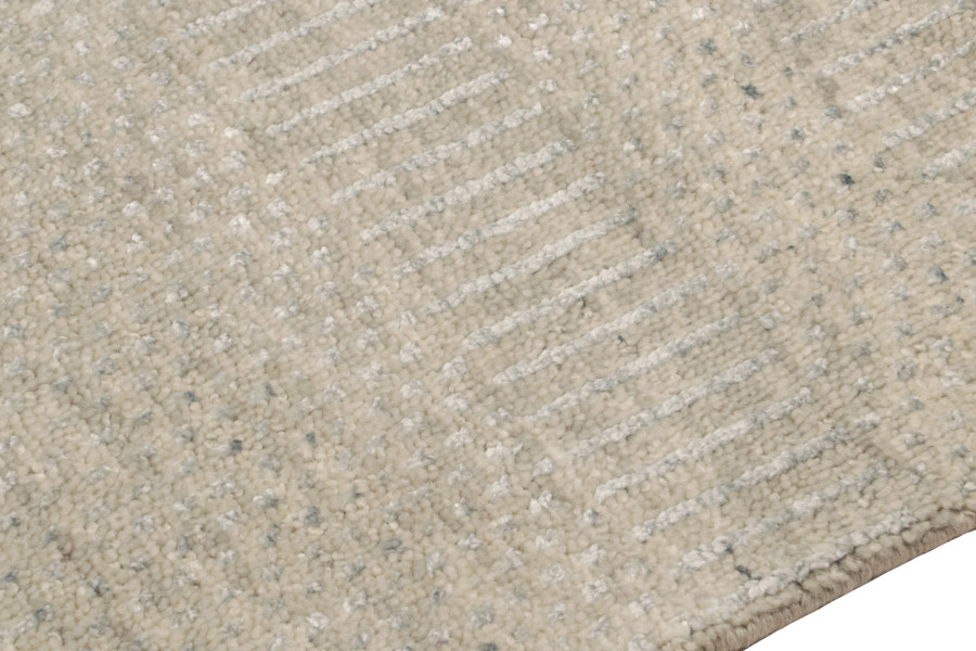Contemporary Gift-Sized Rug