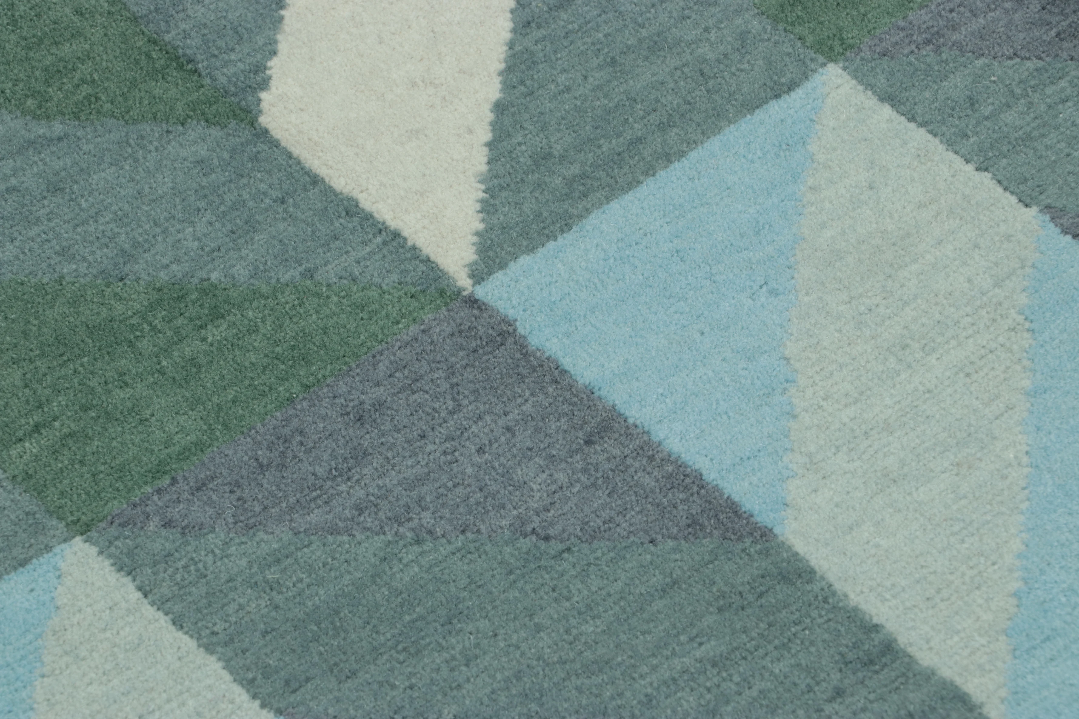 Rug & Kilim’s Contemporary Rug Custom Sample