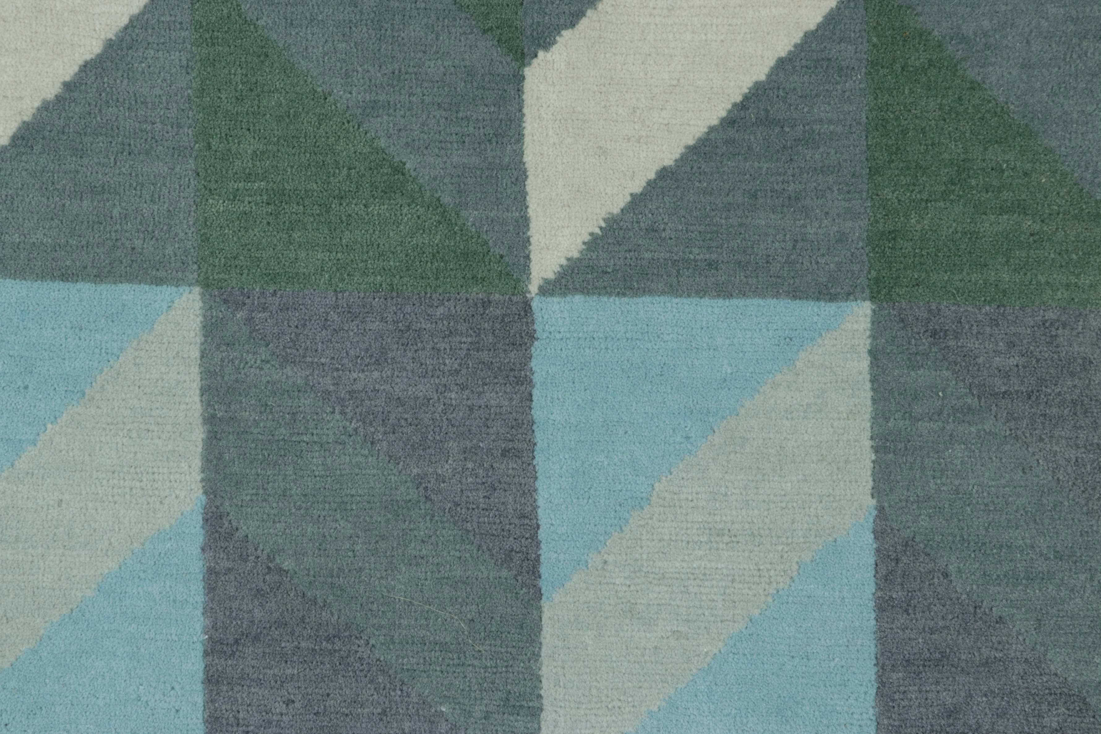 Rug & Kilim’s Contemporary Rug Custom Sample