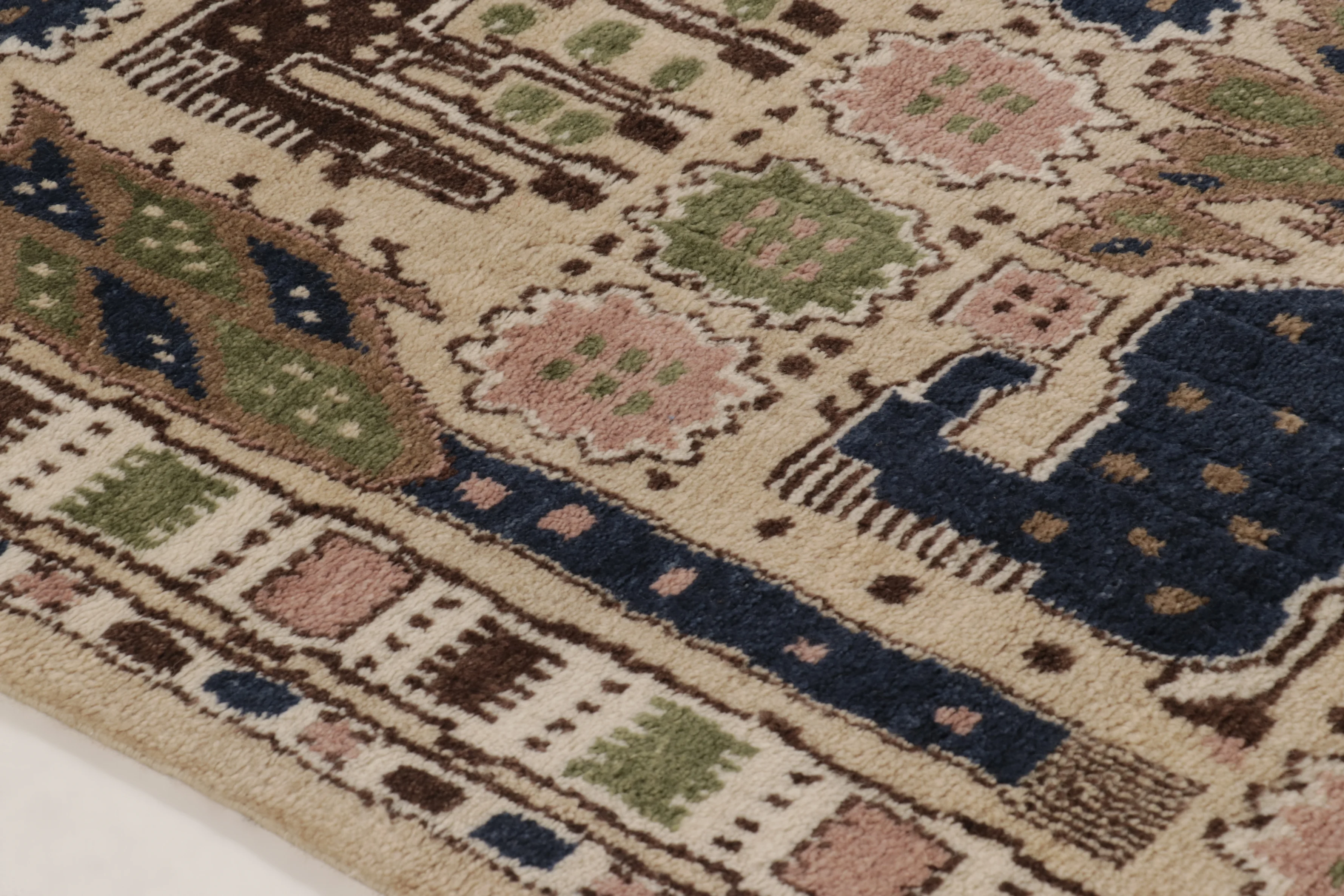 Contemporary Folk Pictorial Rug
