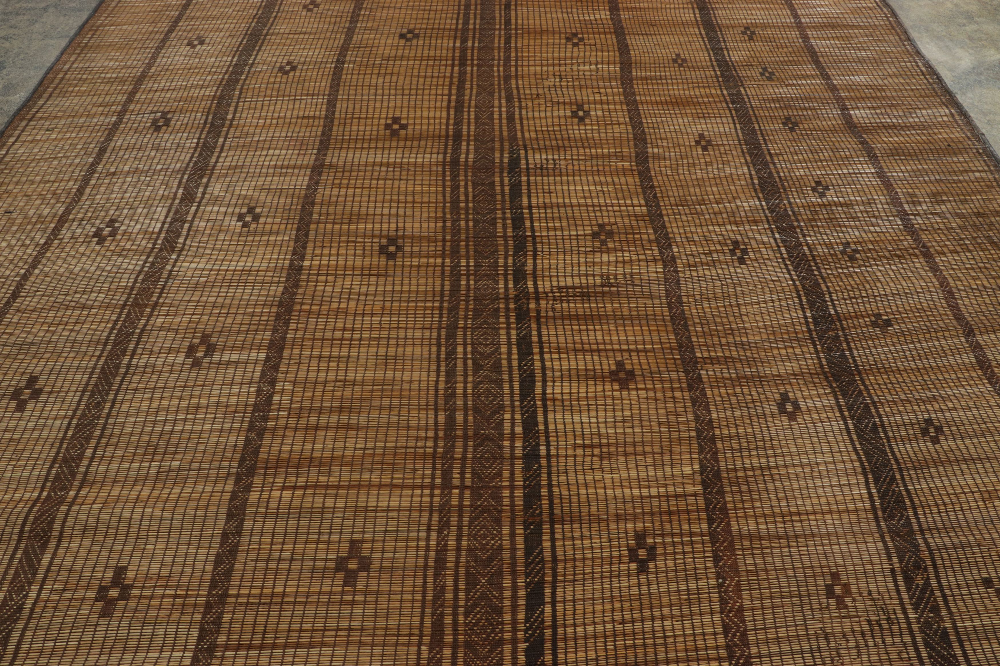 Close up image of Vintage Tuareg Mat, Golden Brown with Tribal Geometric Pattern - Rug & Kilim