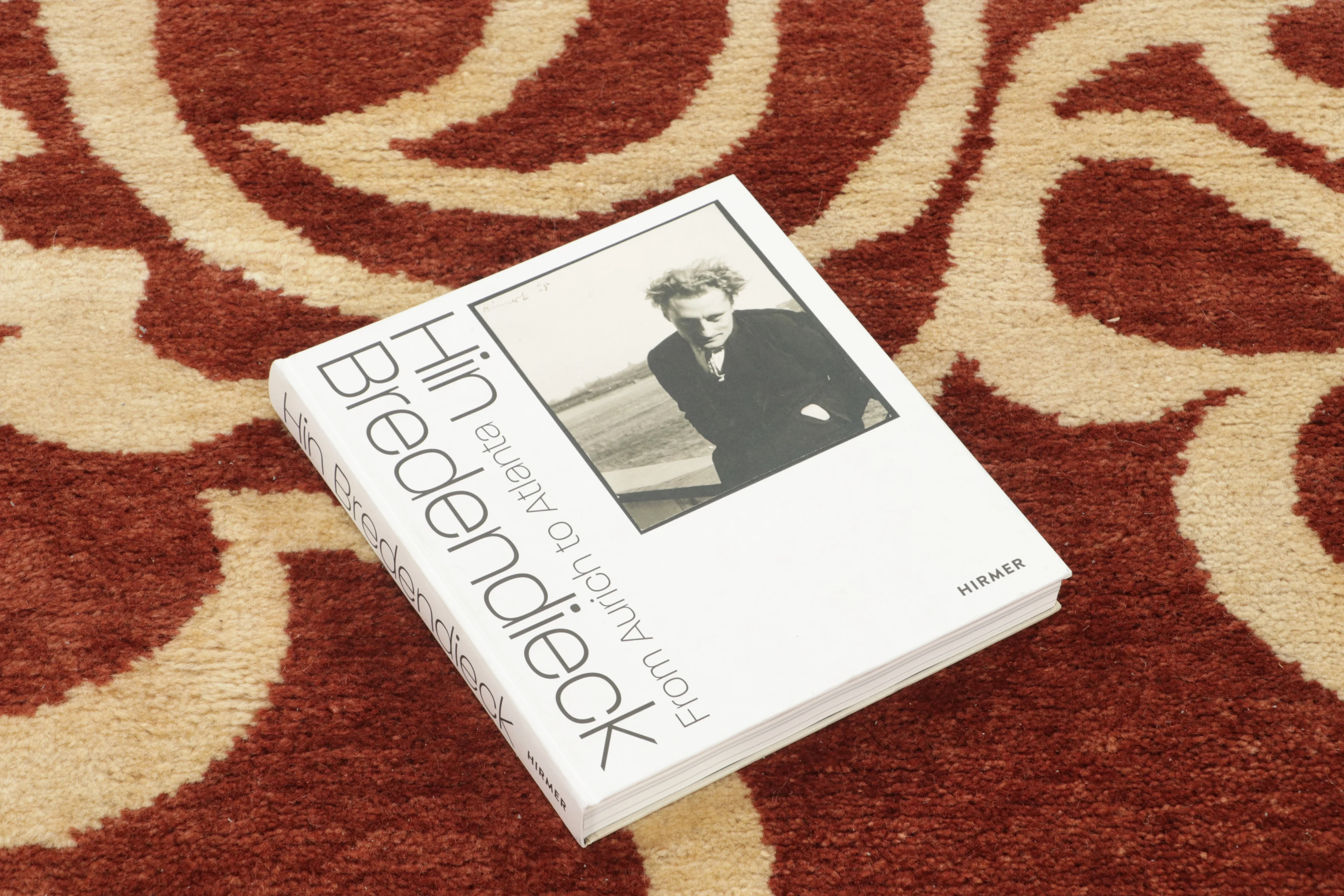 Contemporary Mid-Century Modern Rug