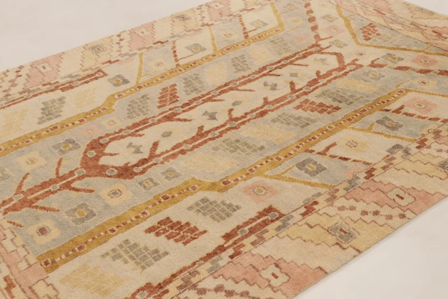 Modern Classics Oushak Floral Rug