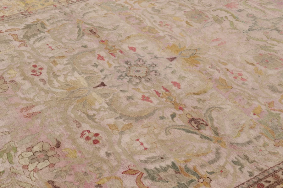 Modern Classics Floral Rug