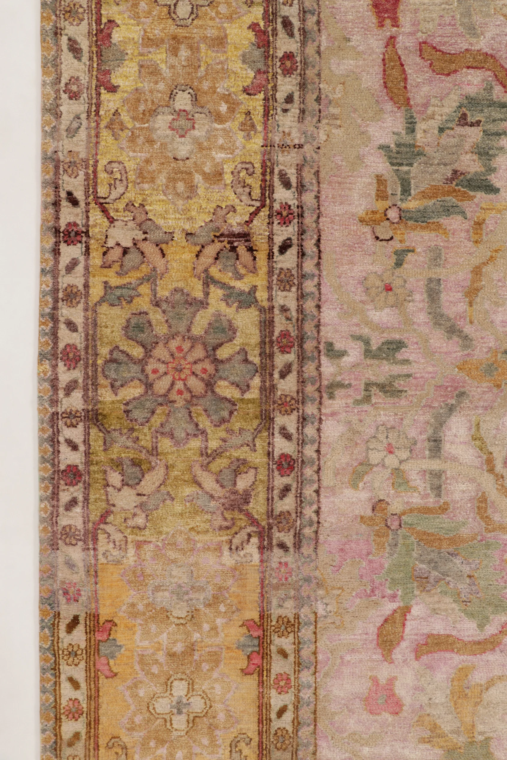 Modern Classics Floral Rug