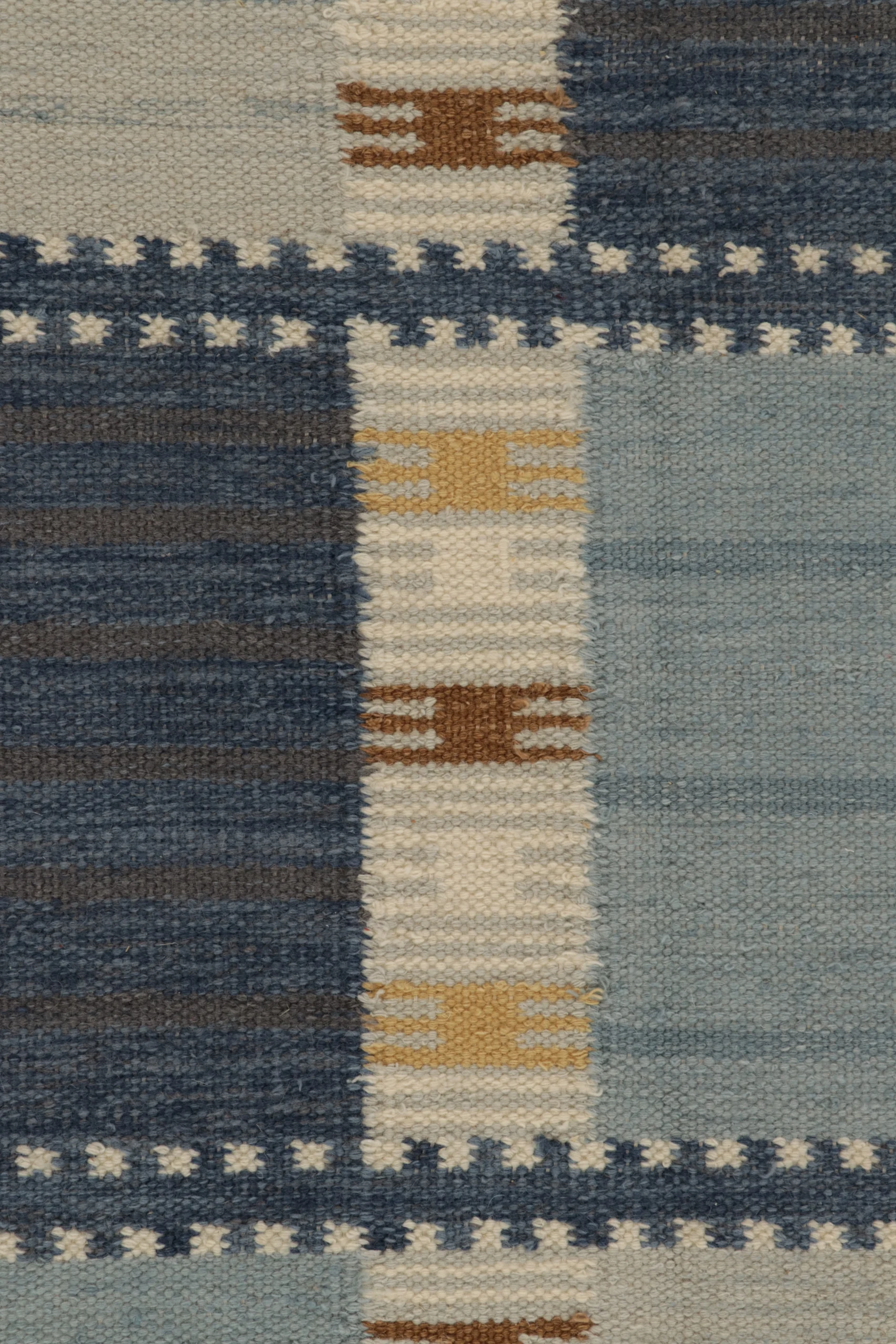 Oversized Scandinavian Geometric Rug
