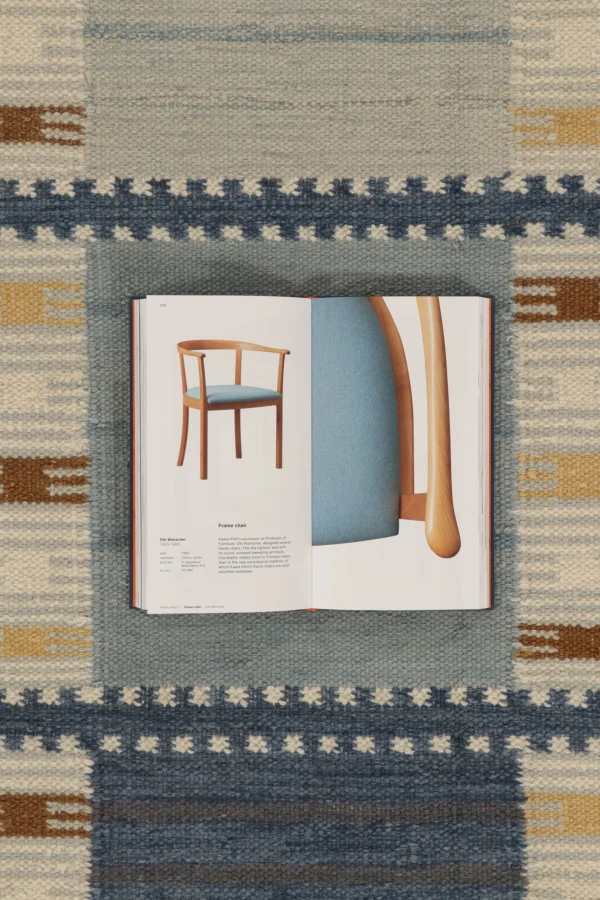 Oversized Scandinavian Geometric Rug