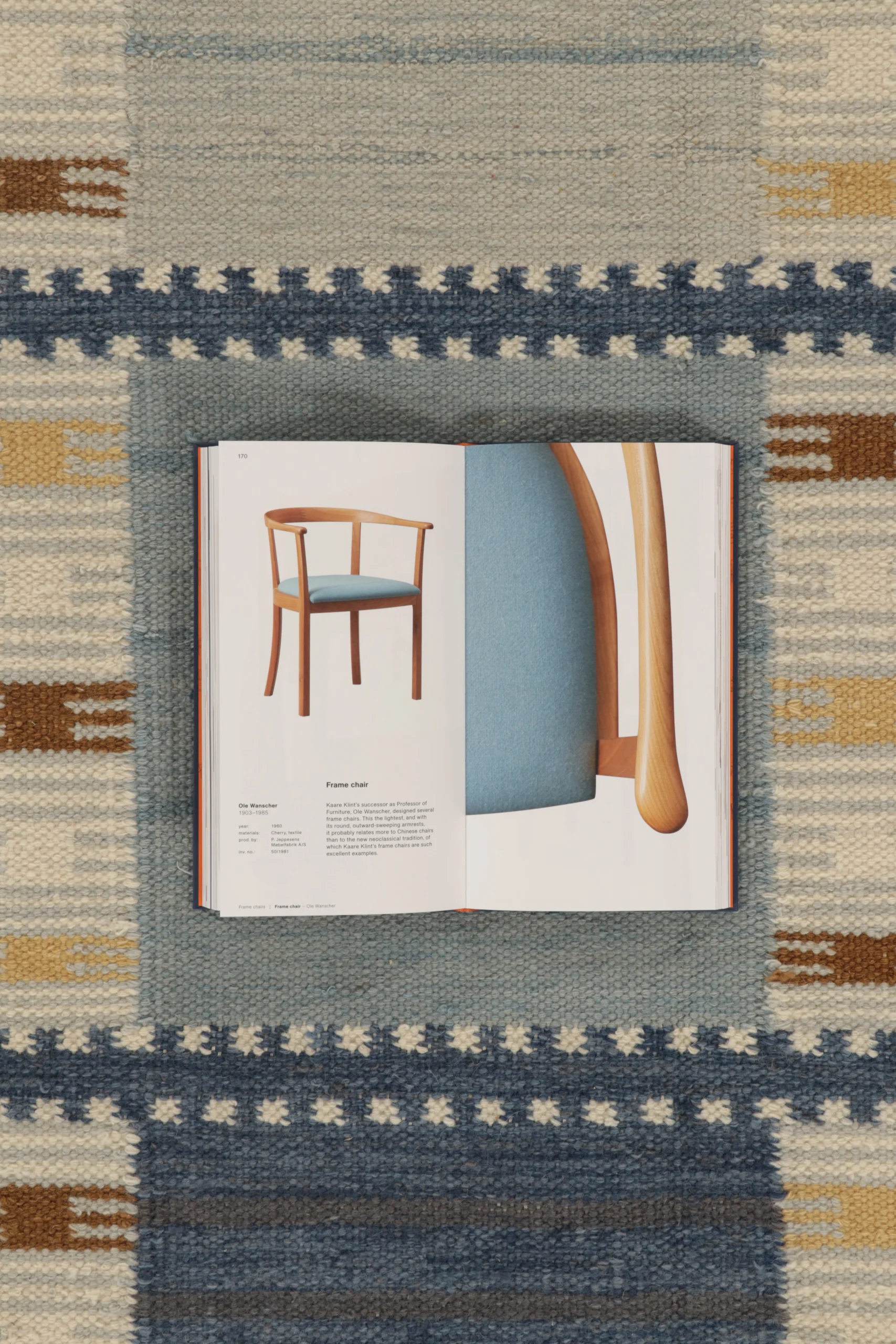 Oversized Scandinavian Geometric Rug