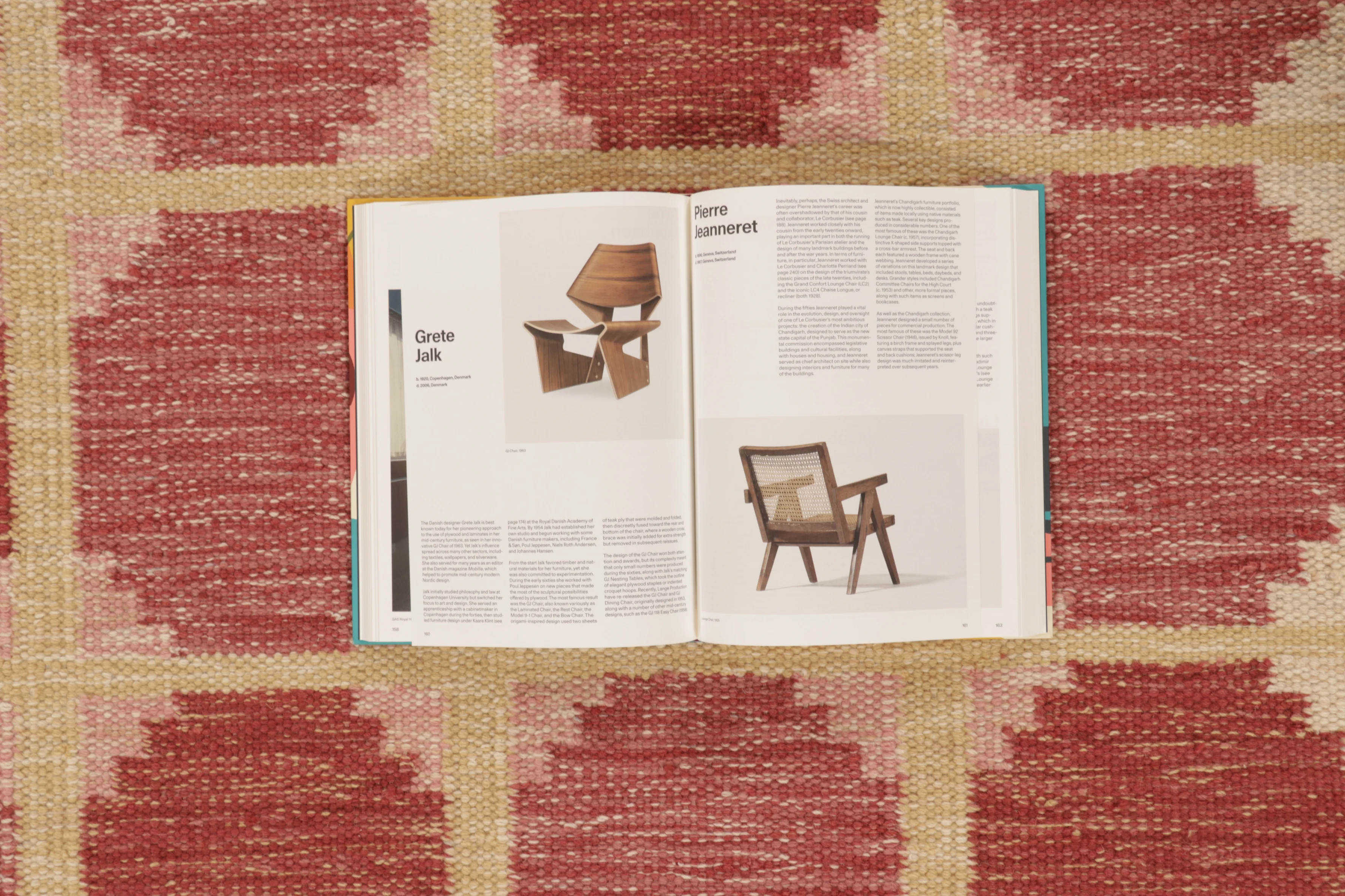 Contemporary Scandinavian Flatweave Rug