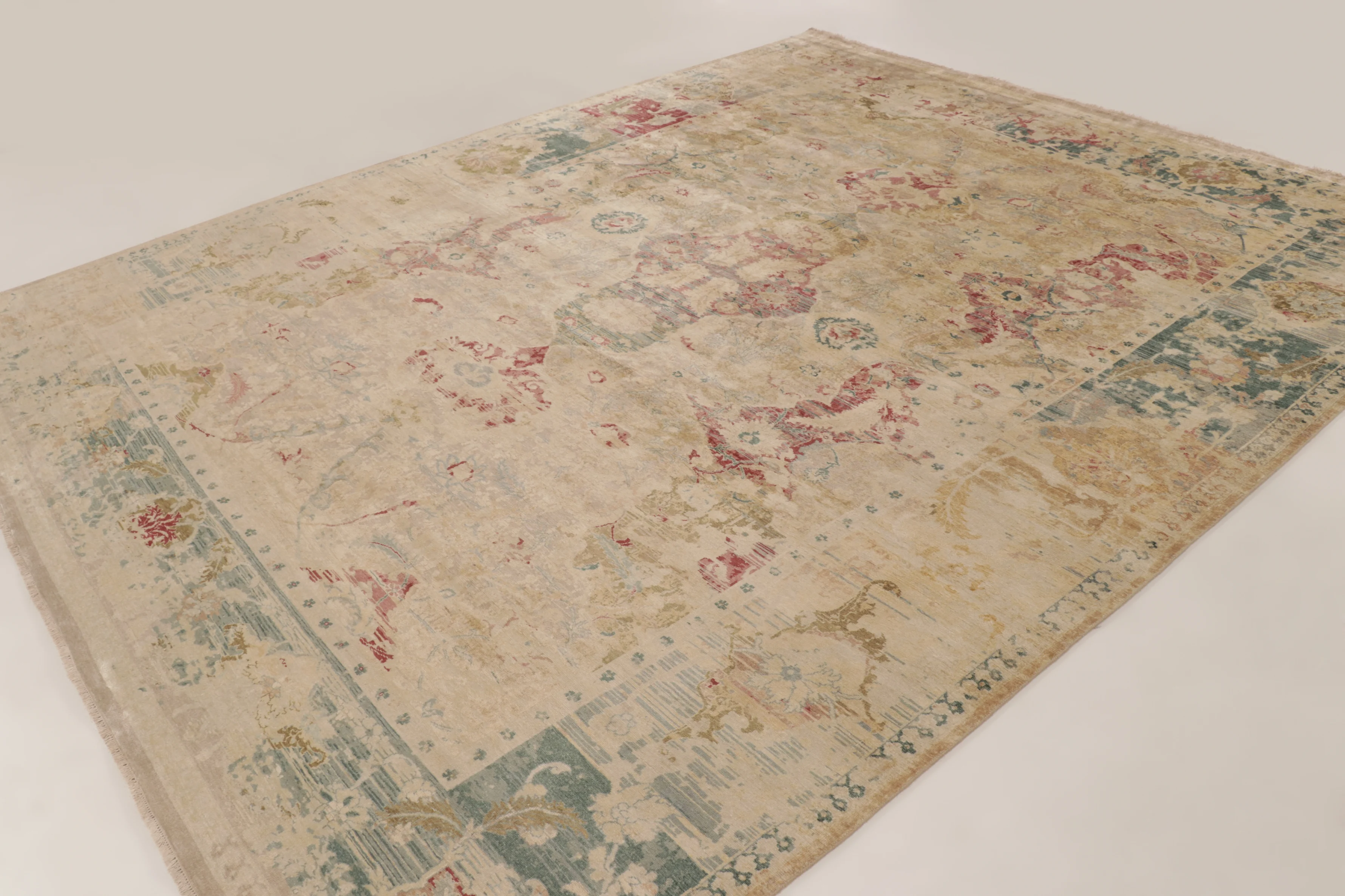 Modern Classics Floral Rug
