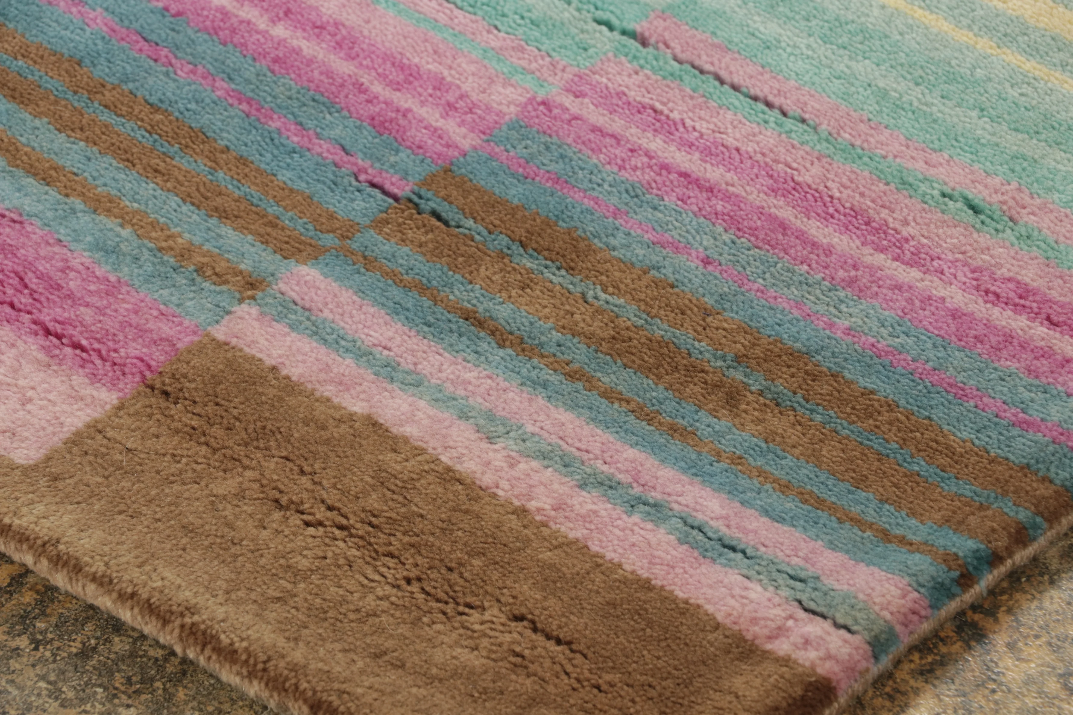 Contemporary Mid-Century Modern Rug