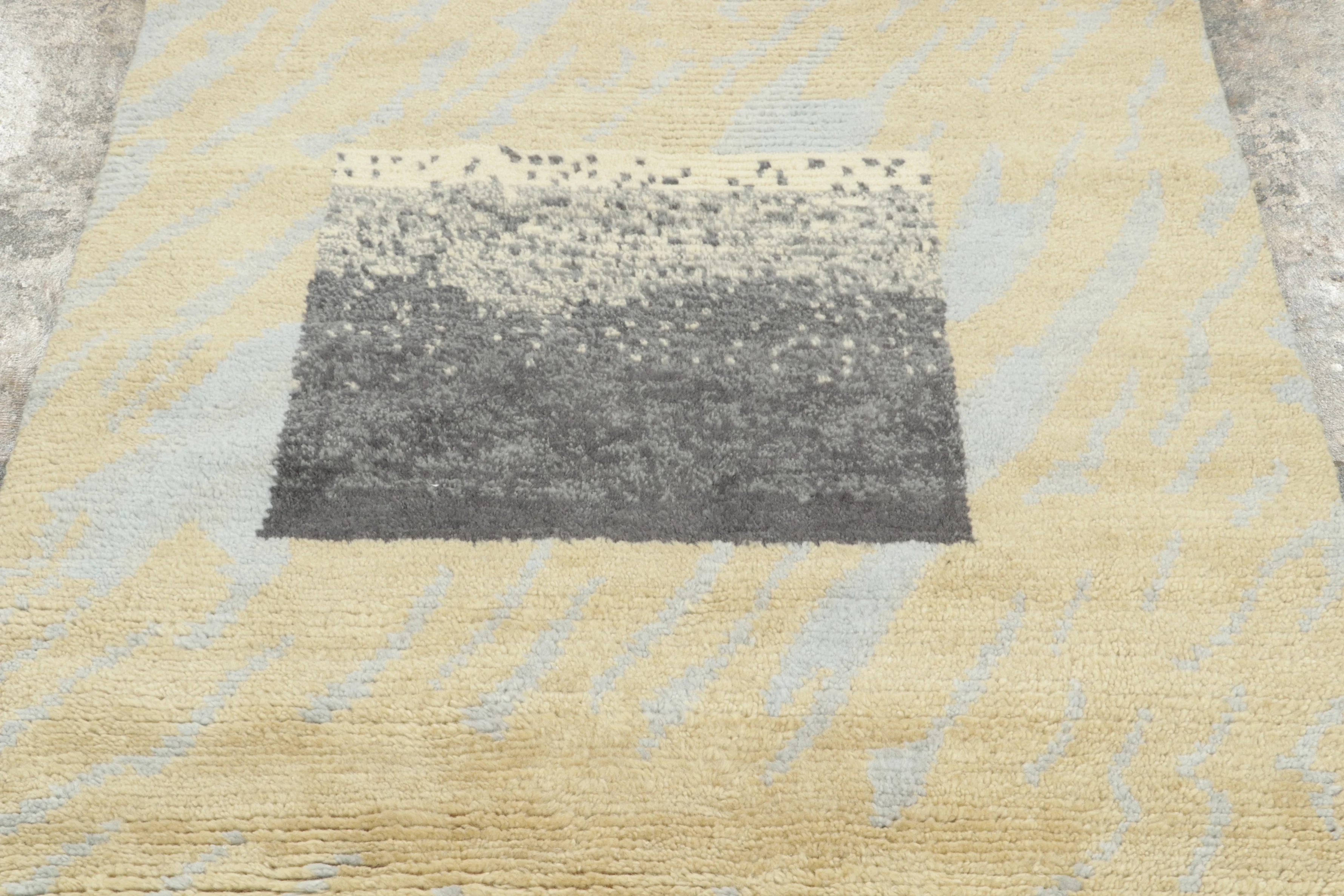 Contemporary Mid-Century Modern Rug