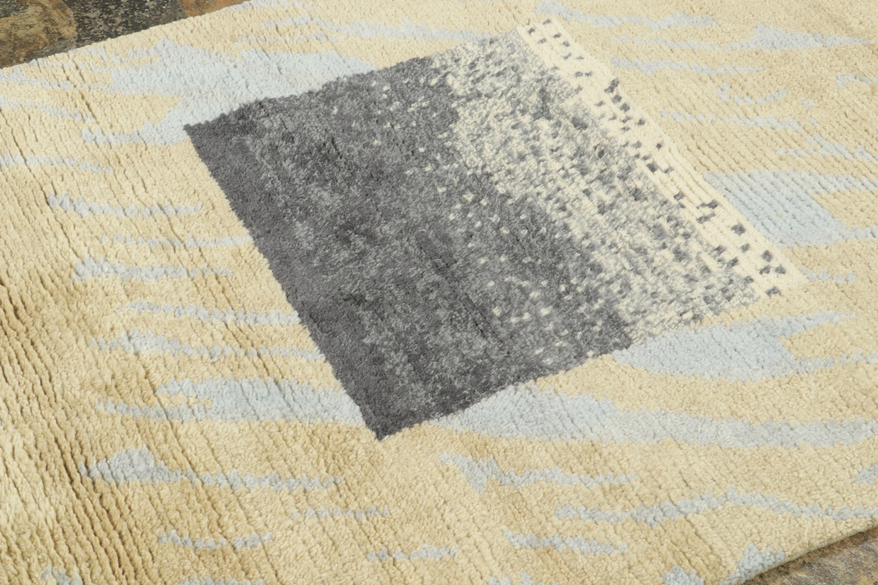 Contemporary Mid-Century Modern Rug