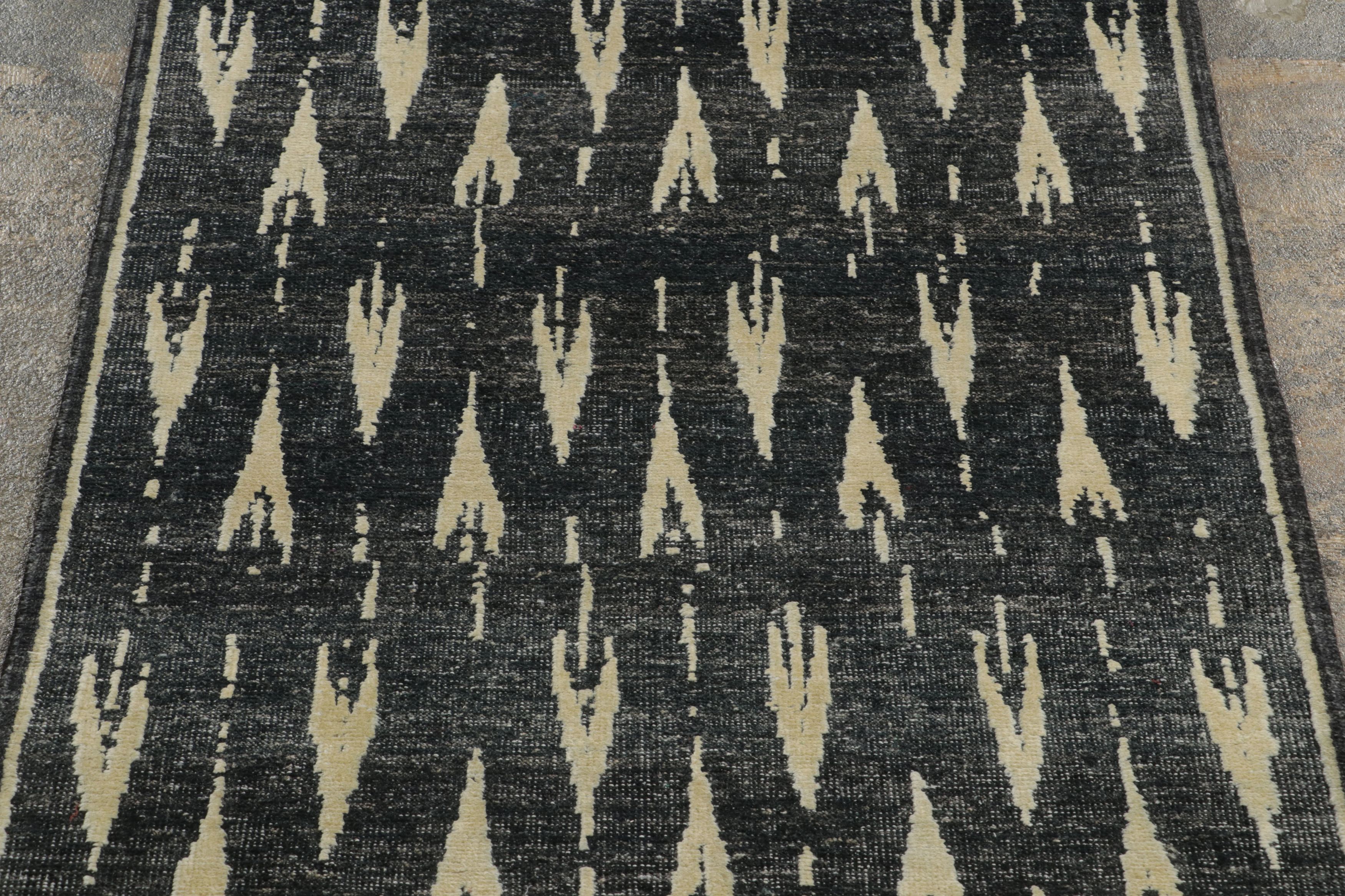 Block Print Geometric Runner