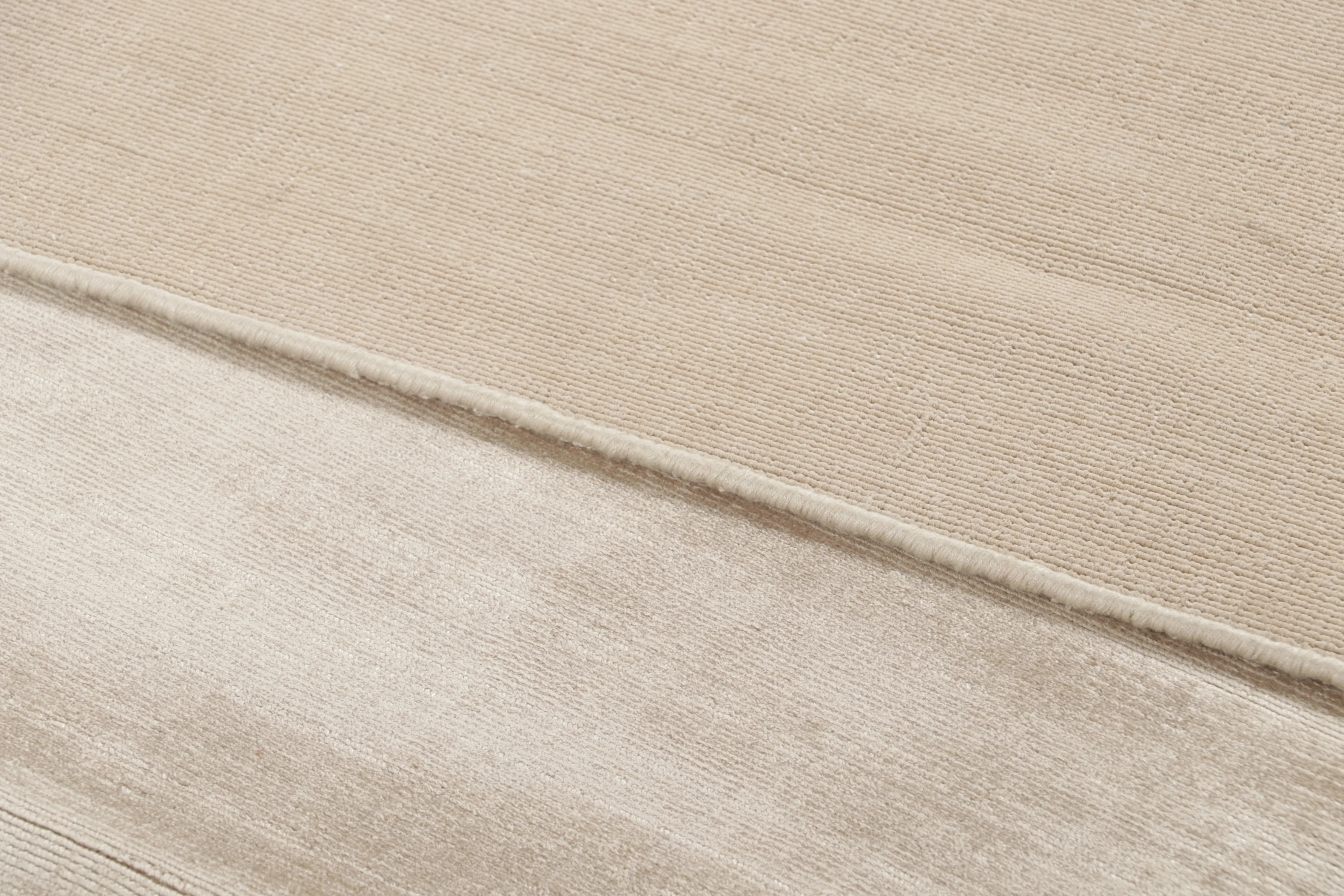 Contemporary Textural Runner