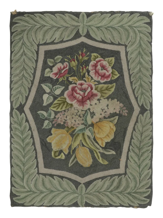 Antique Hooked Rug with Floral Bouquet Medallion in Soft Pastels - Rug & Kilim