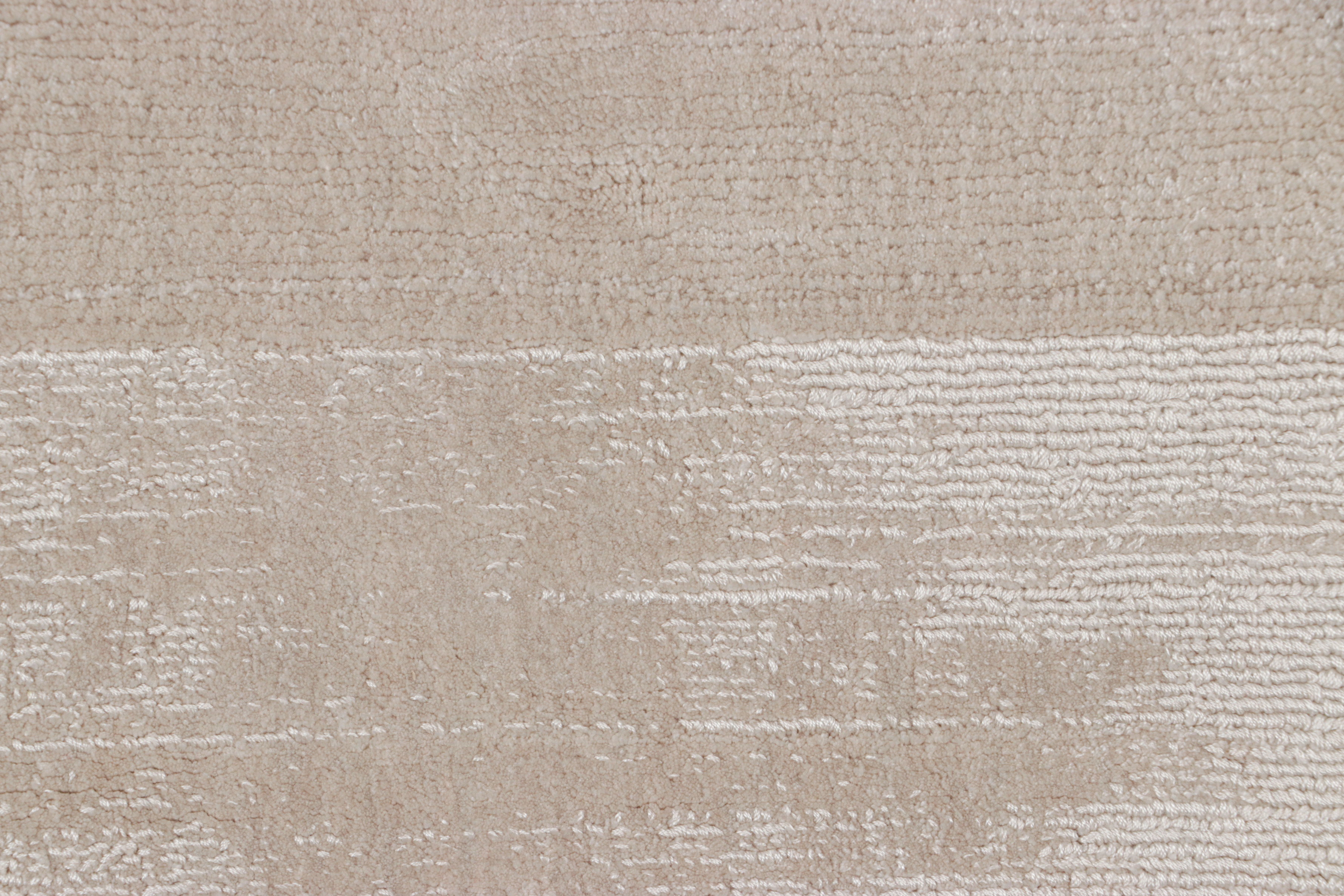 Rug & Kilim’s Contemporary Tencel Custom Rug Sample