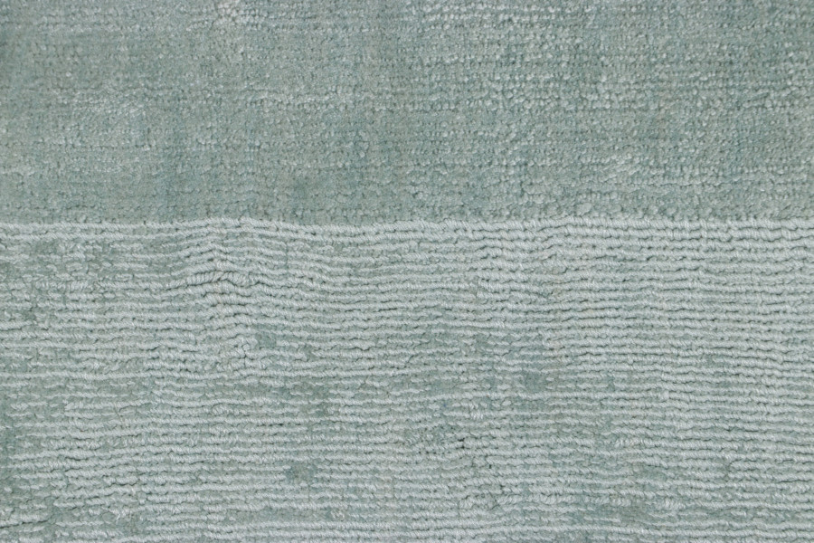 Rug & Kilim’s Contemporary Tencel Custom Rug Sample