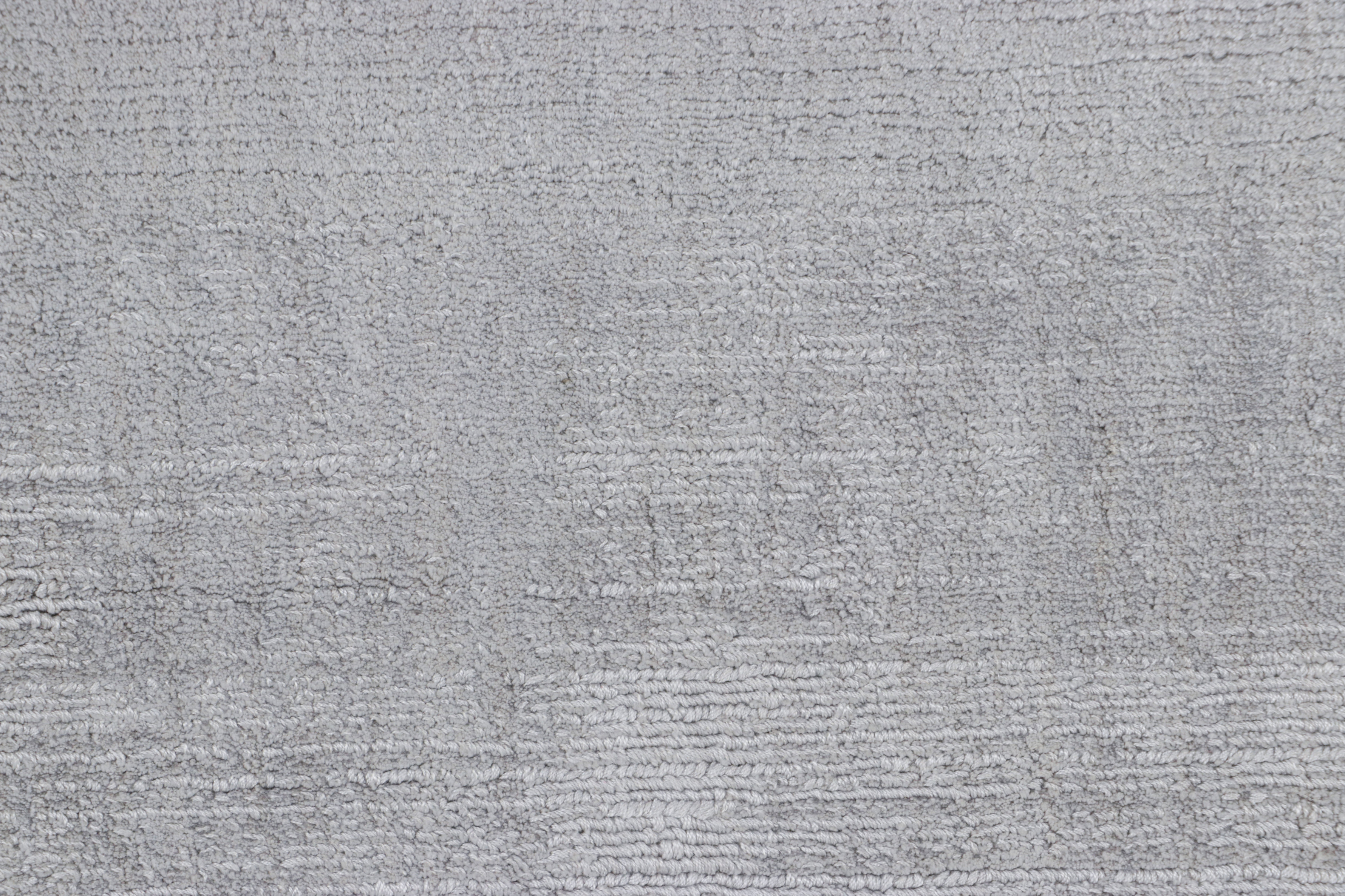 Rug & Kilim’s Contemporary Tencel Custom Rug Sample