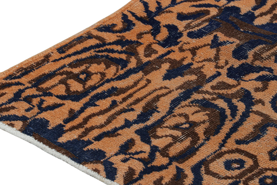 Zeki Müren Rug