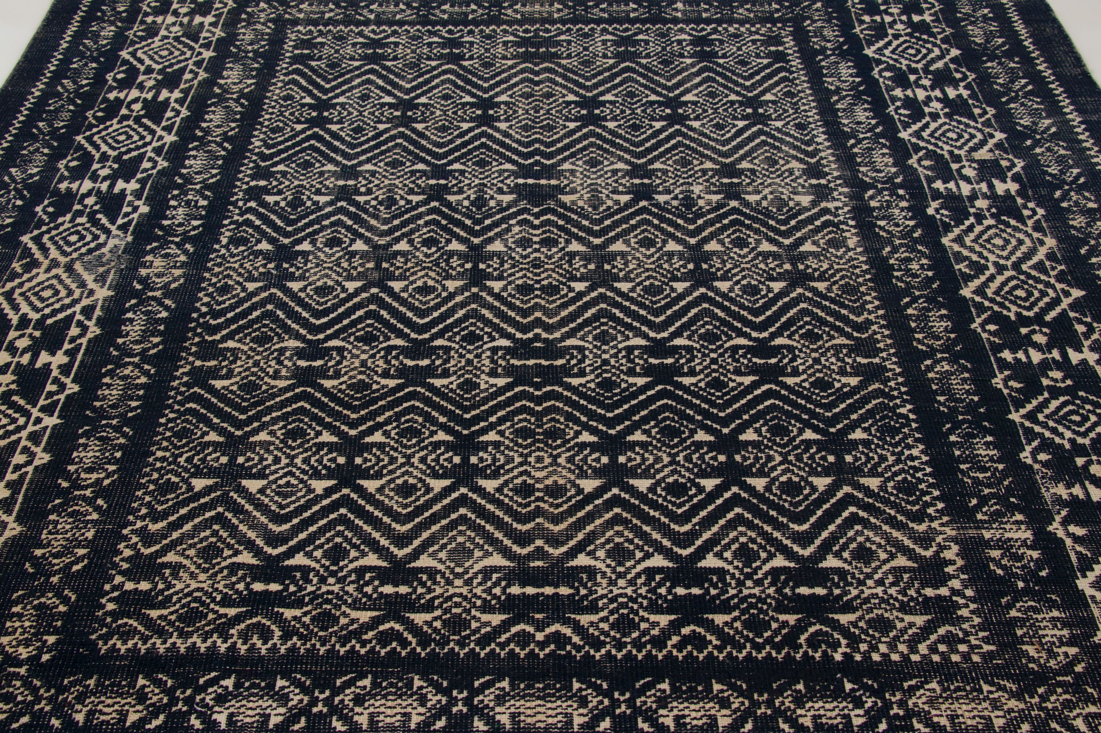 Contemporary Geometric Rug