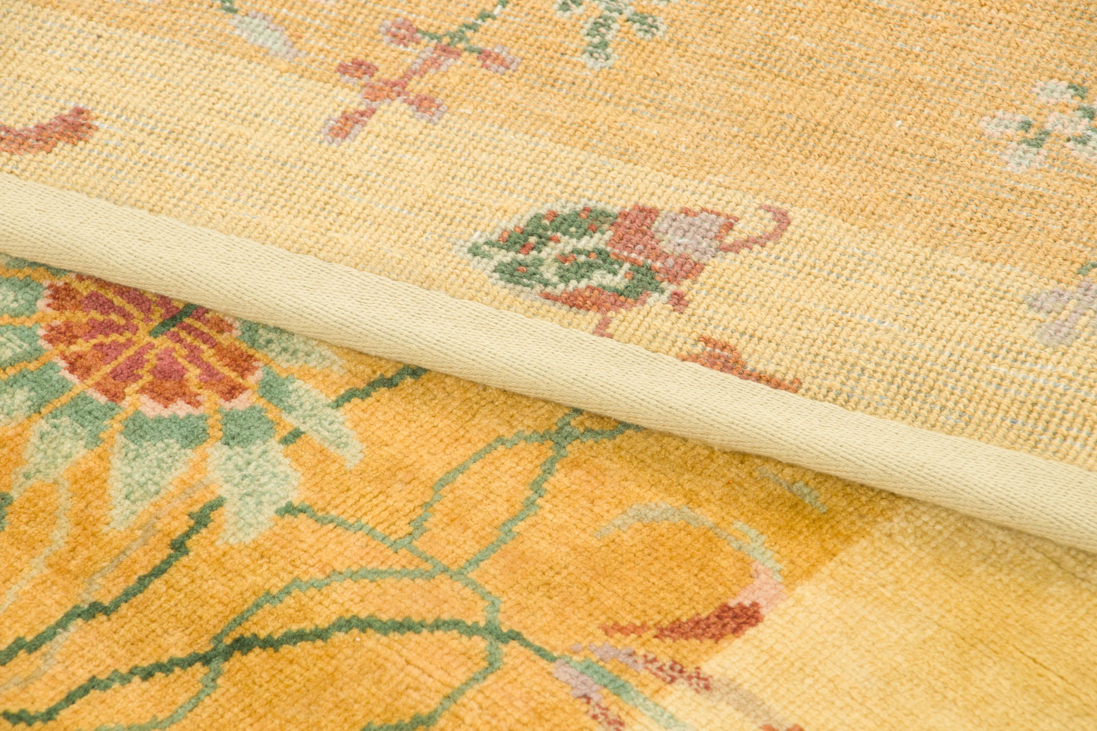 Contemporary Chinese Deco Runner