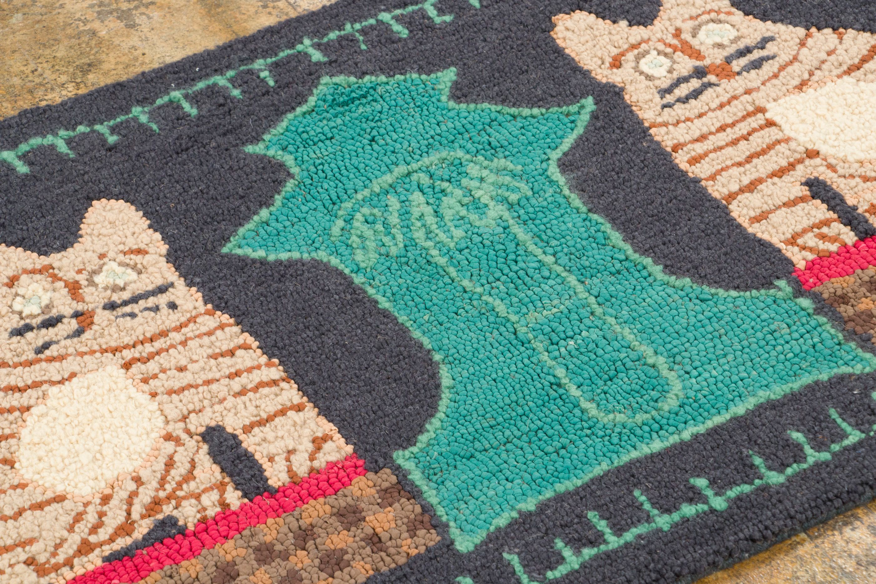 Contemporary Pictorial Hooked Runner