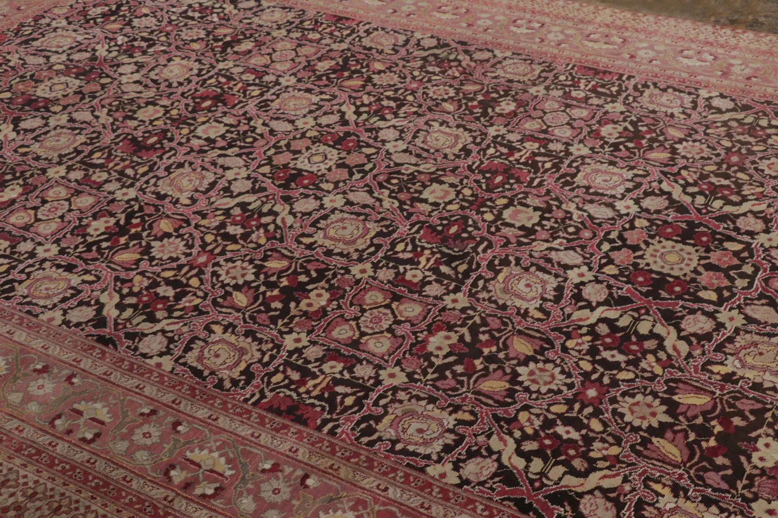 Vintage Agra Floral Rug