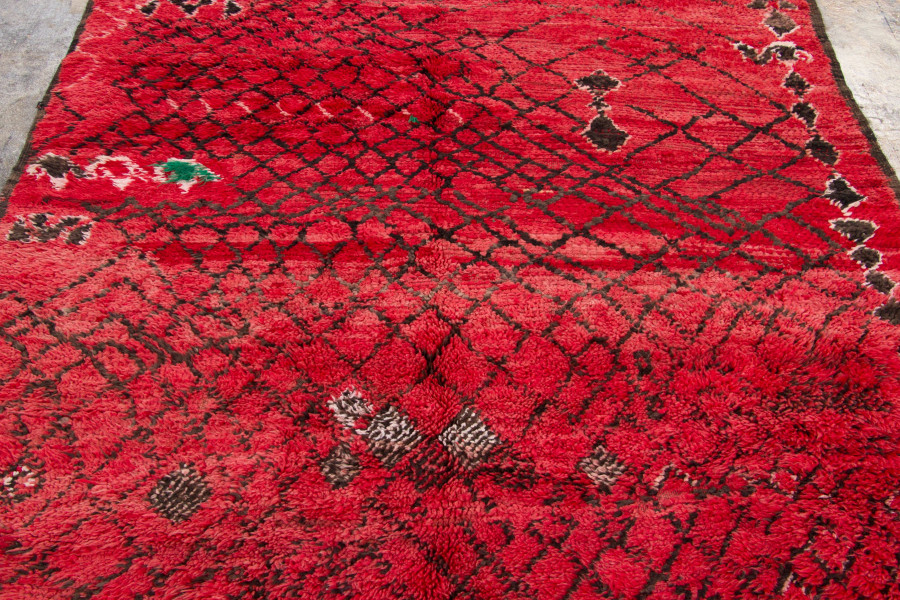 Hover image of Vintage Moroccan Berber Shag Rug with Red Geometric Grid & Motifs - Rug & Kilim