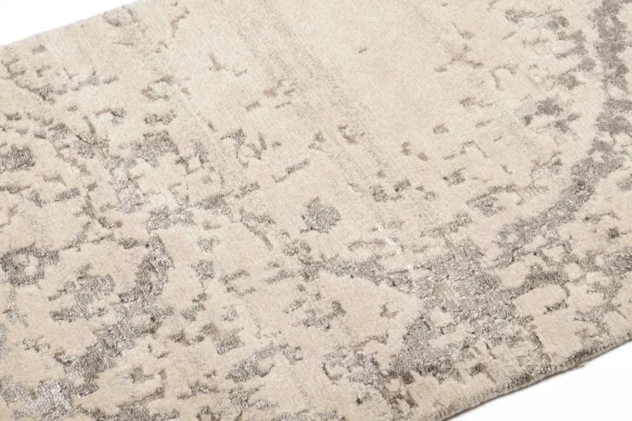 Contemporary Geometric Gift-Sized Rug