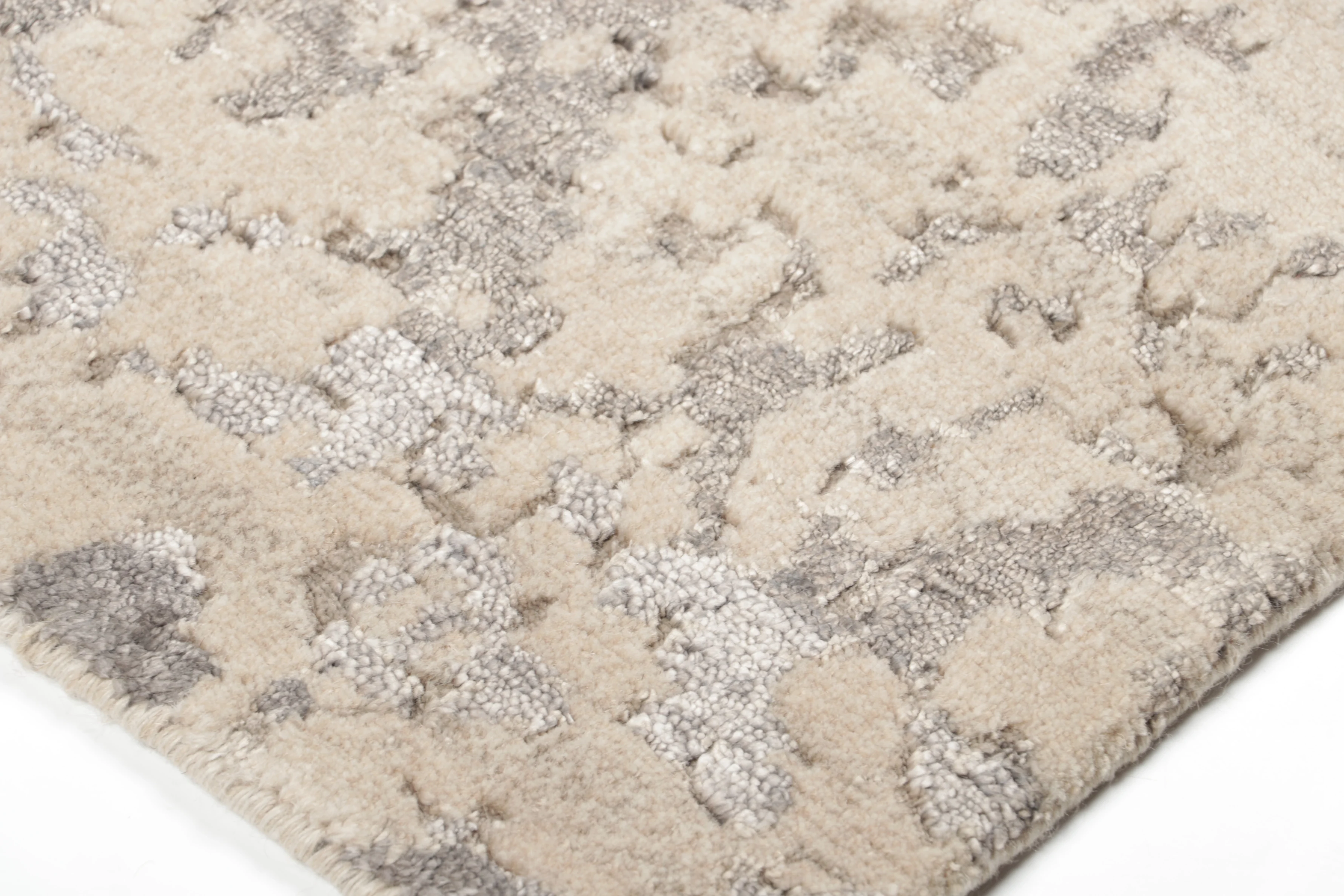 Contemporary Geometric Gift-Sized Rug