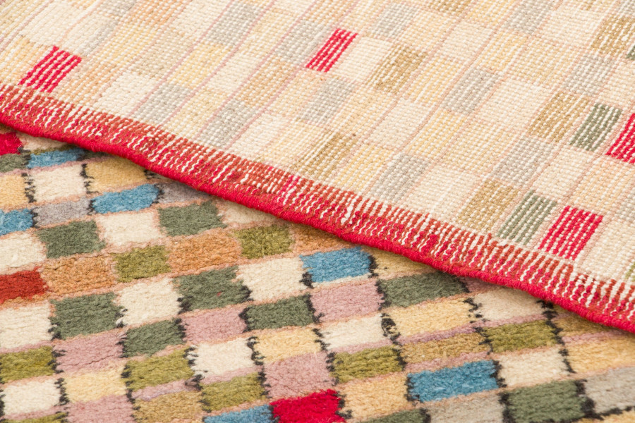 Vintage Geometric Runner