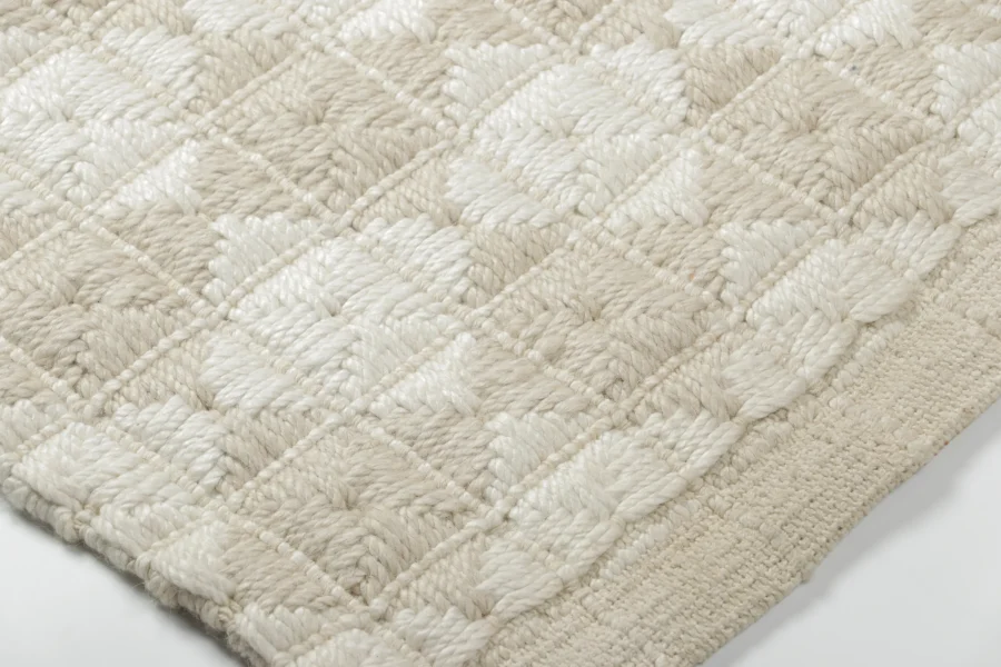 Contemporary Geometric Gift-Sized Flatweave