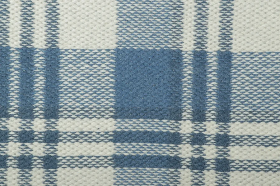 Contemporary Gift-Sized Flatweave