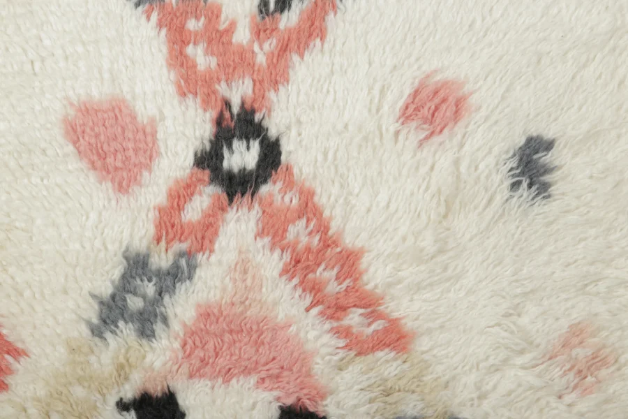 Hover image of Rug & Kilim’s Contemporary Moroccan Shag Gift-Sized Rug in Cream & Salmon