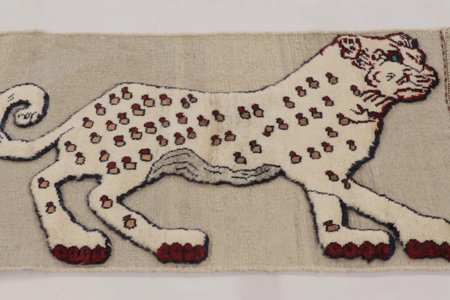 Vintage Gabbeh Pictorial Gift-Sized Rug