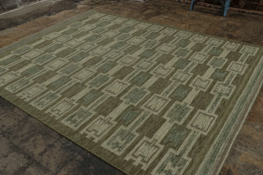 Contemporary Scandinavian Geometric Flatweave