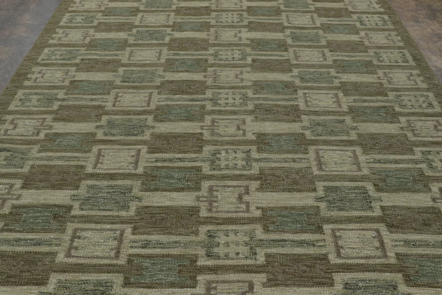 Contemporary Scandinavian Geometric Flatweave
