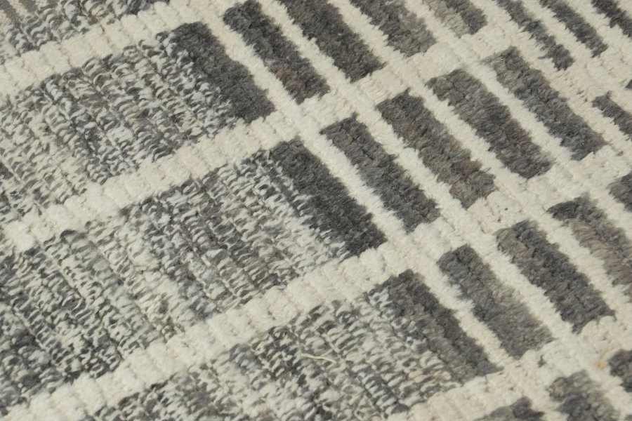 Contemporary Geometric Gift-Sized Rug