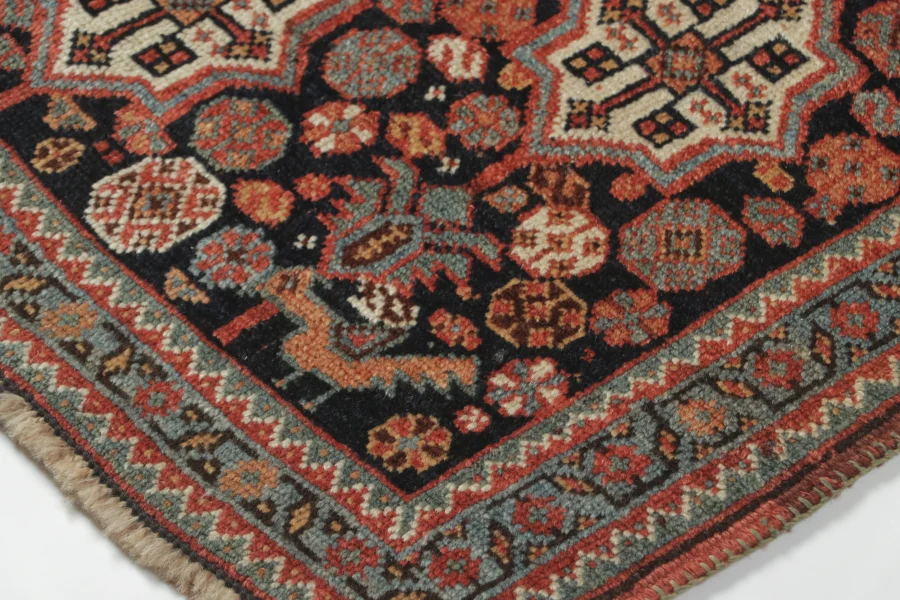 Antique Farahan Gift-Sized Square Rug